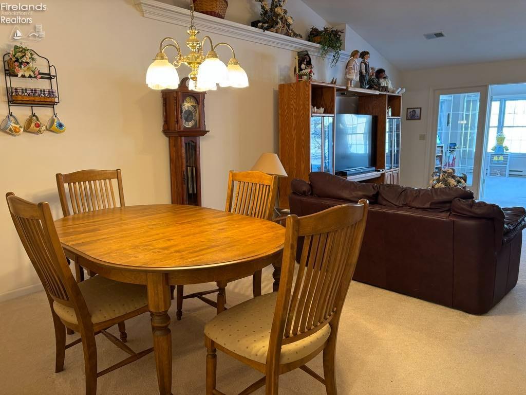 2108 Lakefield Drive, Huron, Ohio image 7