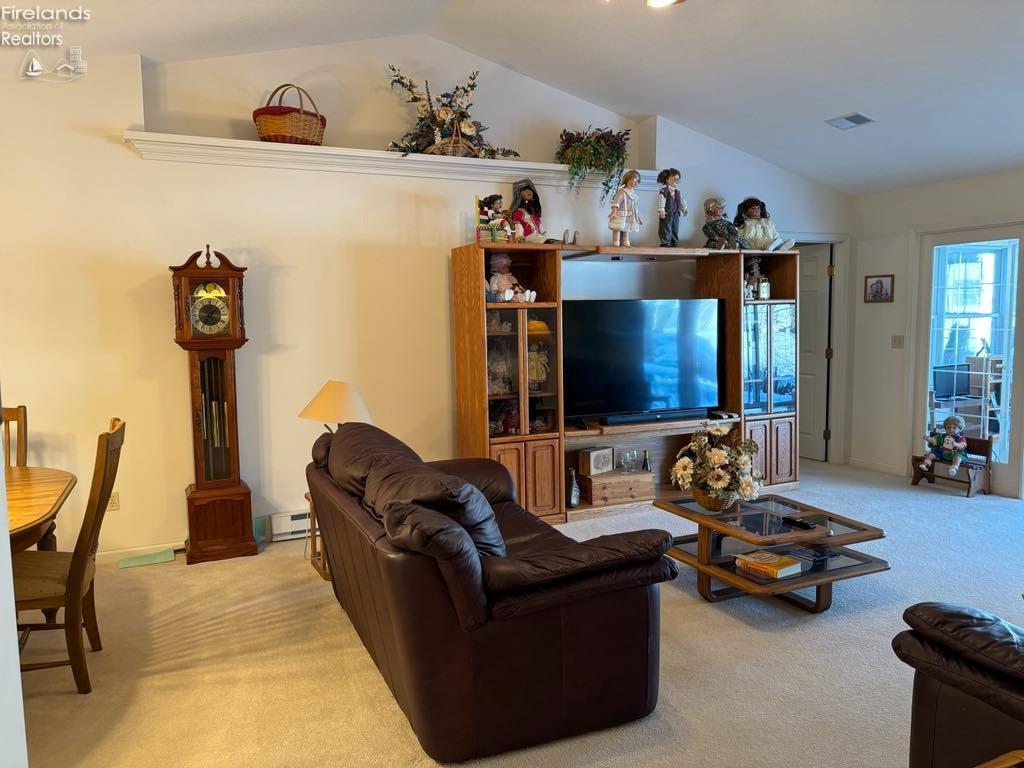 2108 Lakefield Drive, Huron, Ohio image 10