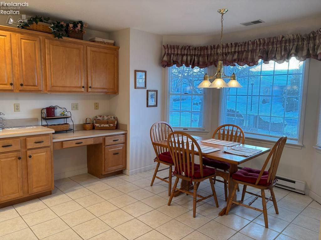 2108 Lakefield Drive, Huron, Ohio image 4