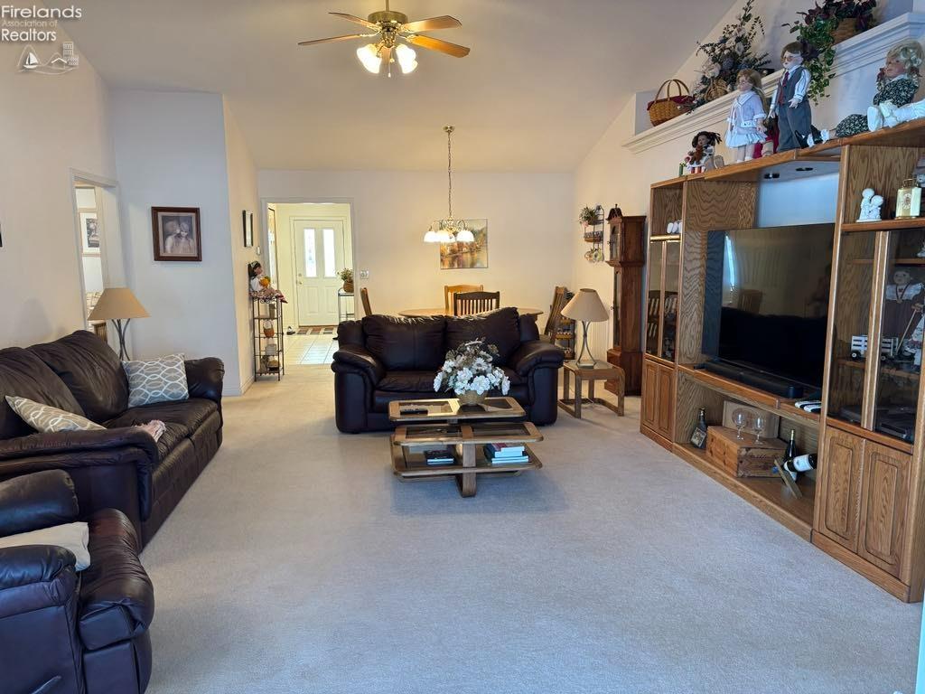 2108 Lakefield Drive, Huron, Ohio image 11