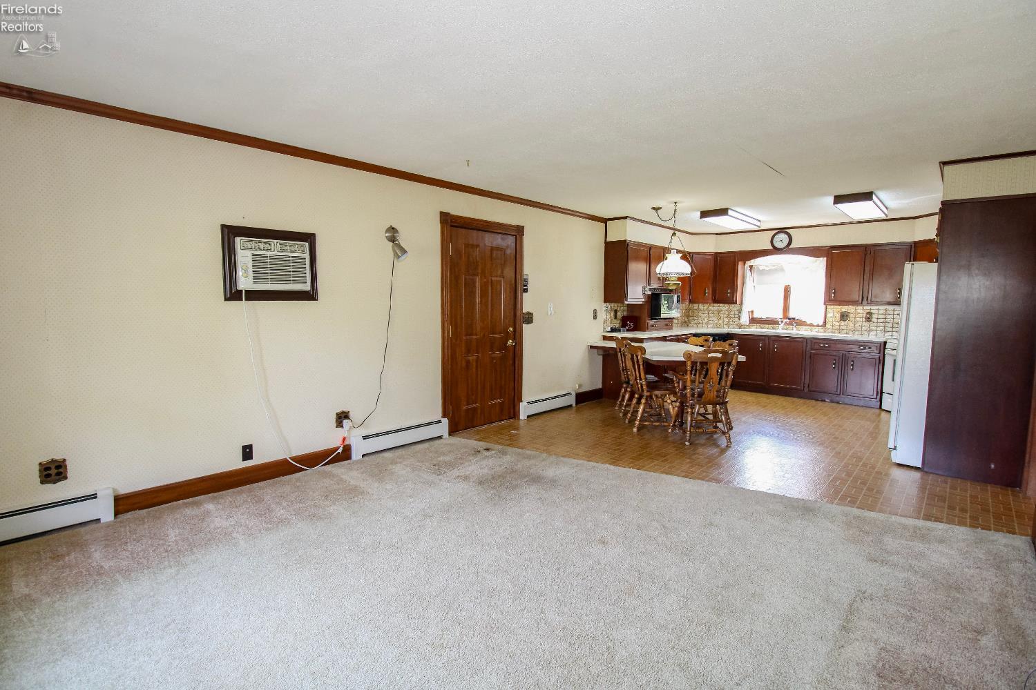 Huron, Ohio 44839, United States, 3 Bedrooms Bedrooms, ,3 BathroomsBathrooms,Residential,Active,195590