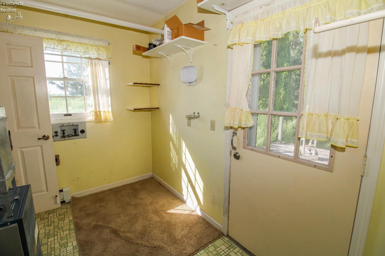 Huron, Ohio 44839, United States, 3 Bedrooms Bedrooms, ,3 BathroomsBathrooms,Residential,Active,195590