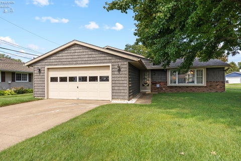 Homes For Sale - 2823 Pease Lane<br/> Erie County, Sandusky, OH 44870