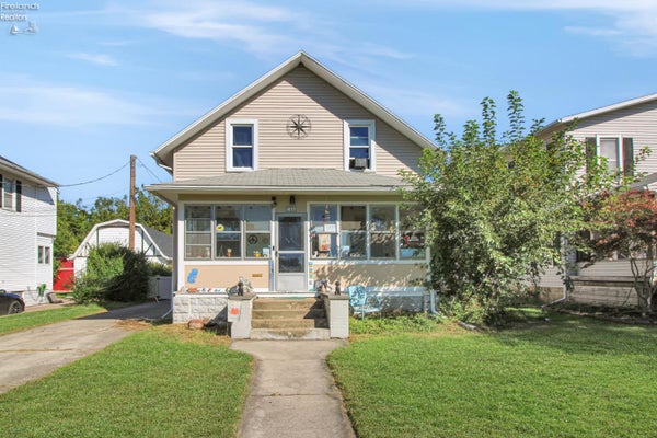 411 E 4TH ST, PORT CLINTON, OH 43452 - Image 3dd8a240a4e4e76eecbd3a1aa2c91504/2695076725