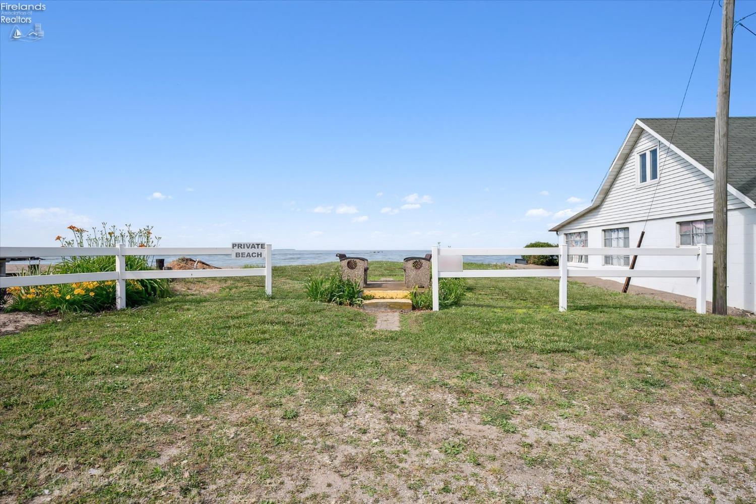 6807 N Pearl Avenue, Oak Harbor, Ohio image 37