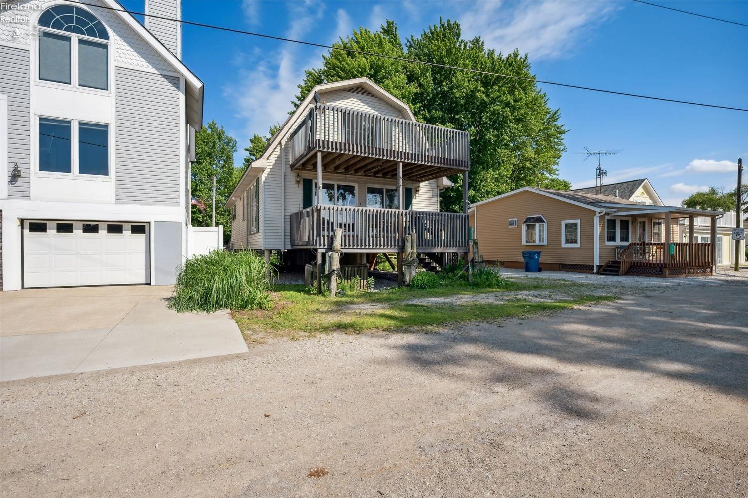 6807 N Pearl Avenue, Oak Harbor, Ohio image 5