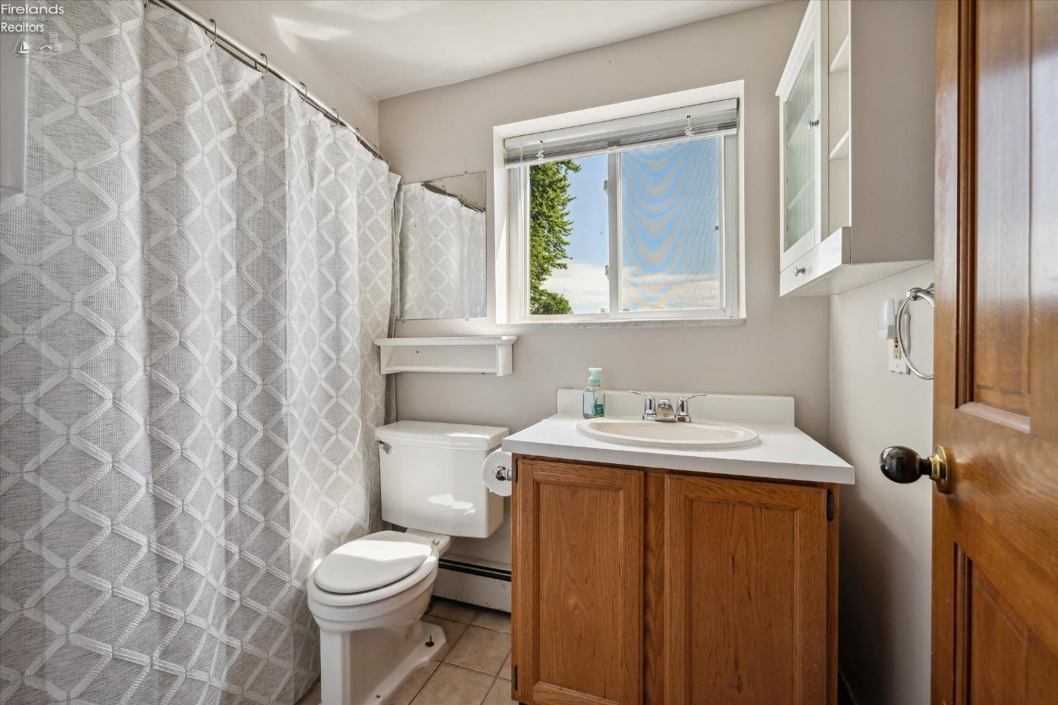 6807 N Pearl Avenue, Oak Harbor, Ohio image 32
