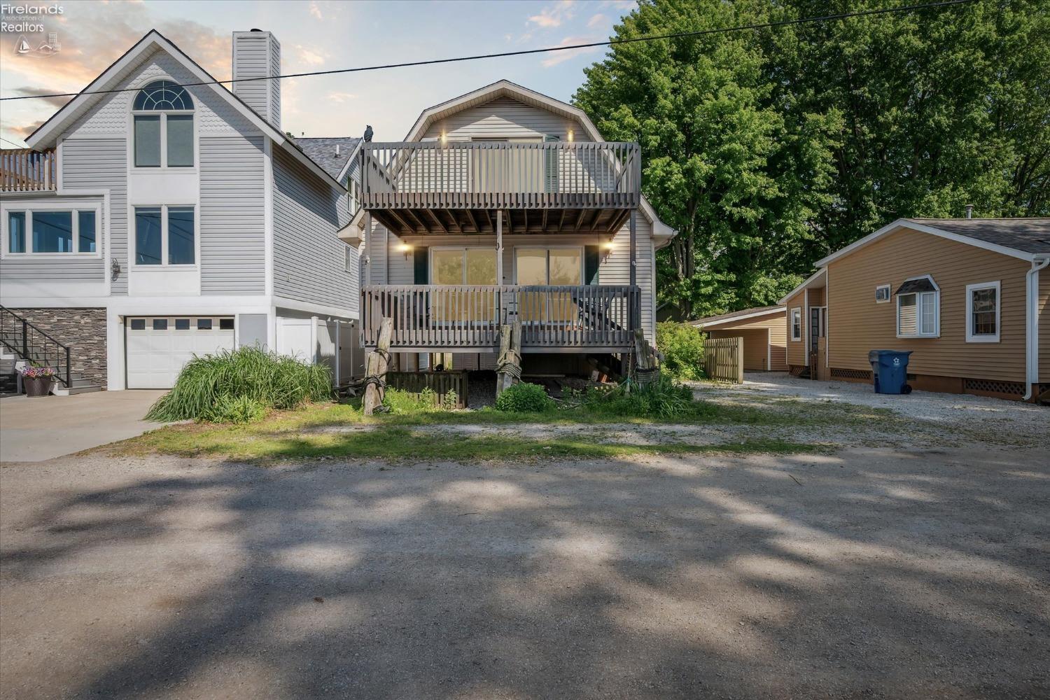 6807 N Pearl Avenue, Oak Harbor, Ohio image 3