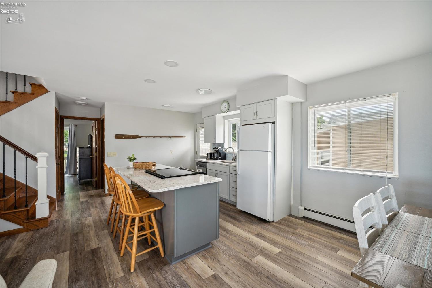 6807 N Pearl Avenue, Oak Harbor, Ohio image 16