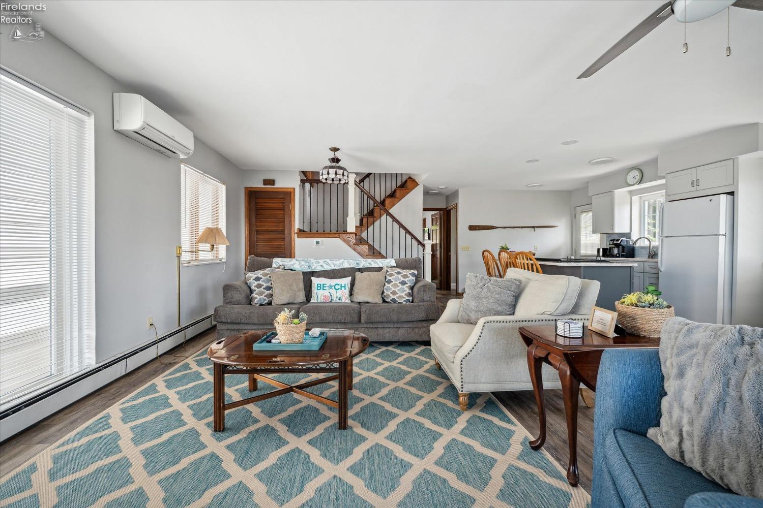 6807 N Pearl Avenue, Oak Harbor, Ohio image 10