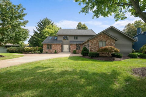 Homes For Sale - 3903 Deerpath Drive Dr<br/> Sandusky, OH 44870