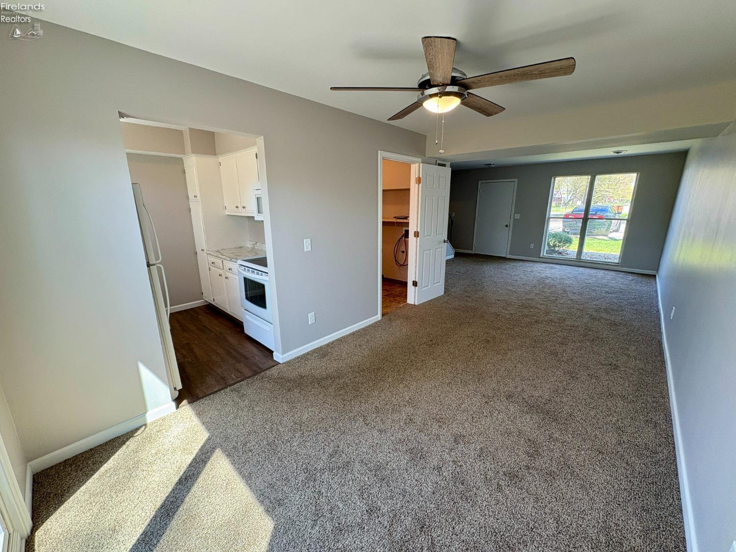 180 Gibson Court, Tiffin, Texas image 10