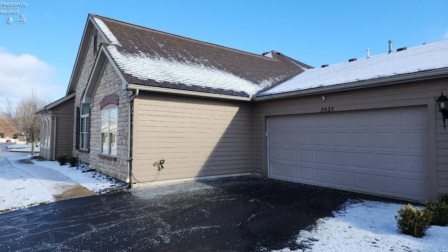 Huron, Ohio 44839, United States, 3 Bedrooms Bedrooms, ,2 BathroomsBathrooms,Residential,Contingent,8606