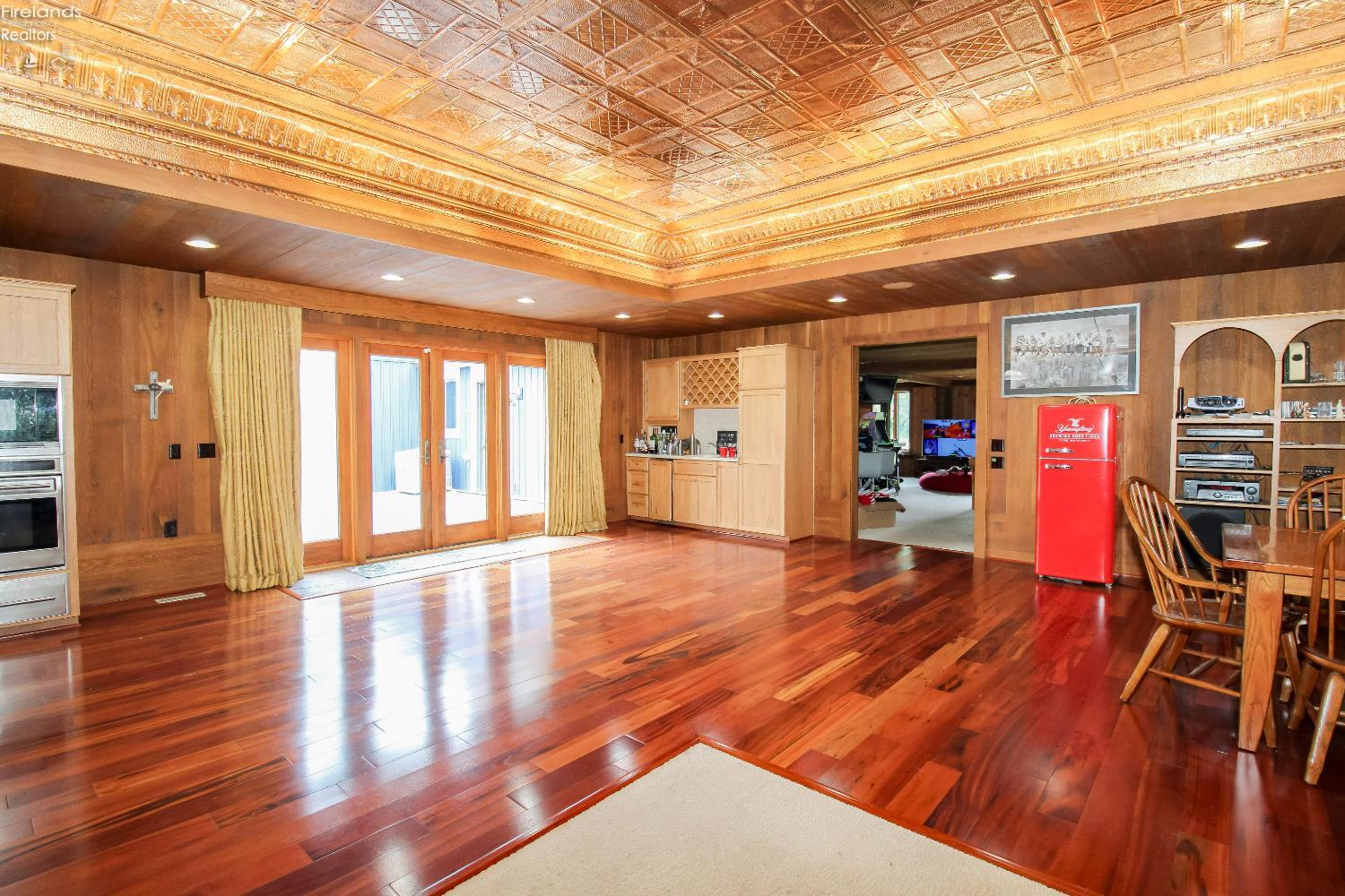 Norwalk, Ohio 44857, United States, 3 Bedrooms Bedrooms, ,3 BathroomsBathrooms,Residential,Active,156469