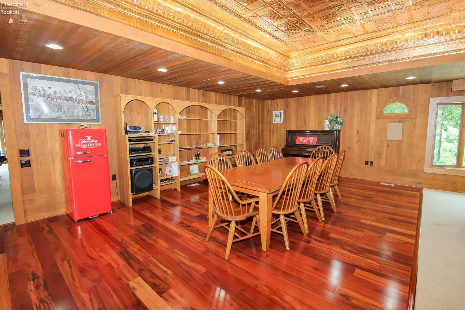 Norwalk, Ohio 44857, United States, 3 Bedrooms Bedrooms, ,3 BathroomsBathrooms,Residential,Active,156469