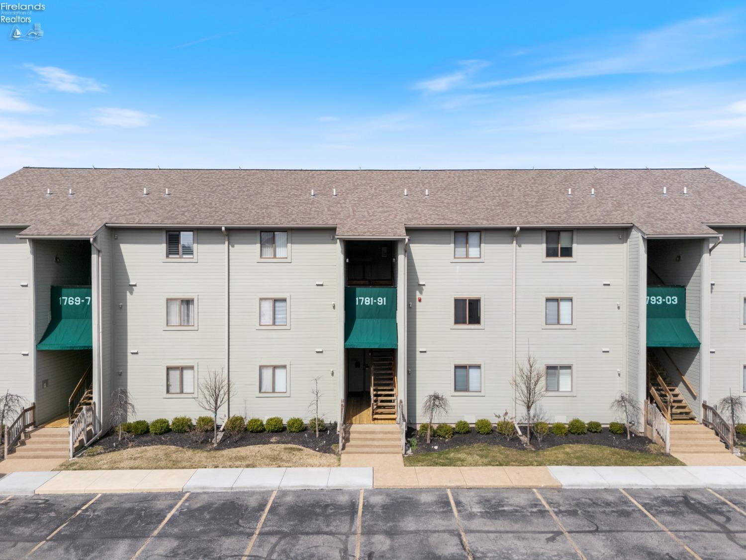 1789 N Windward Drive, Port Clinton, Ohio image 2