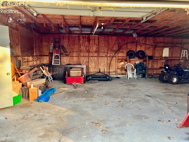 Kelleys Island, Ohio 43438, United States, 3 Bedrooms Bedrooms, ,2 BathroomsBathrooms,Residential,Pending,68105