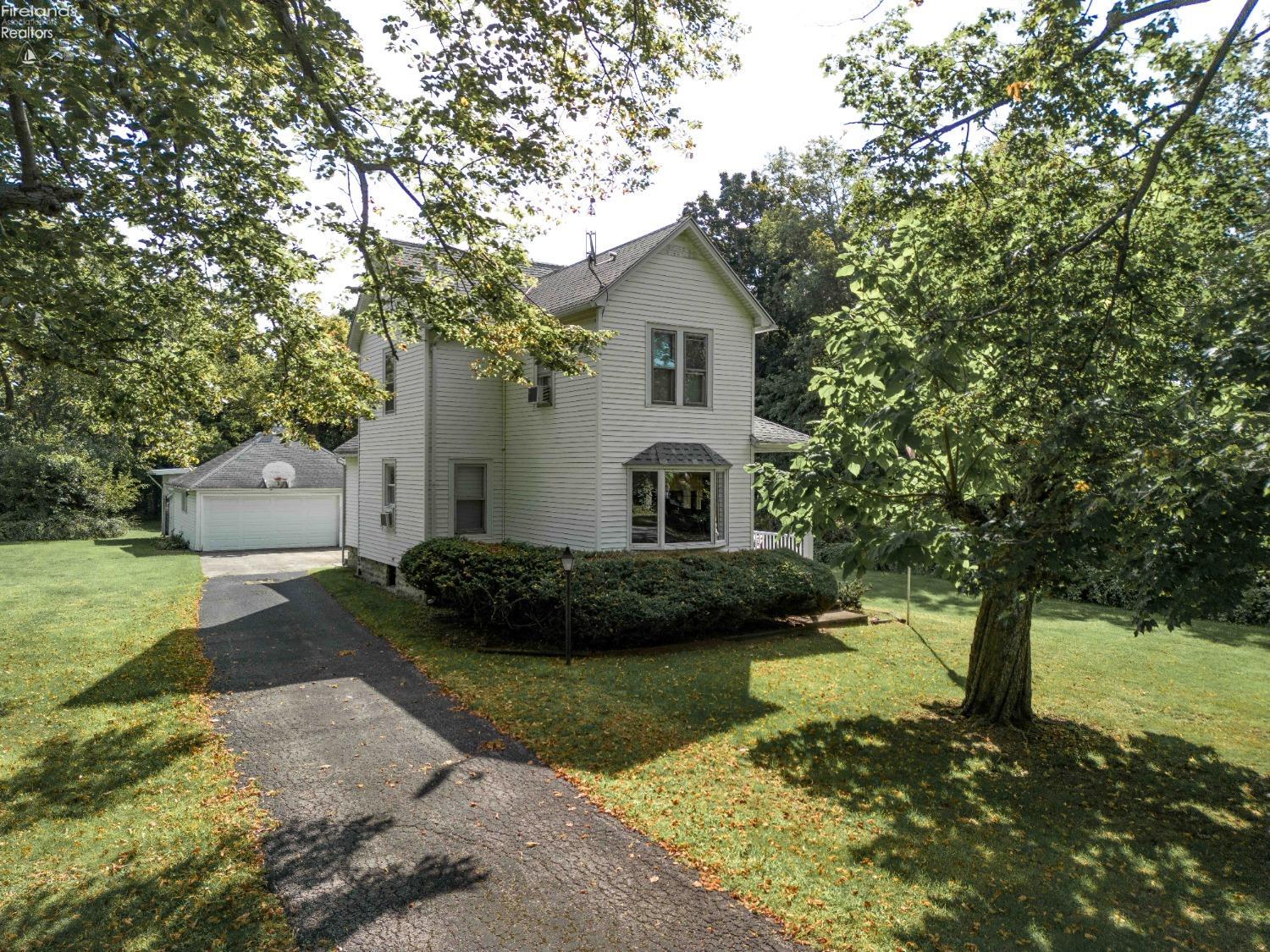 Kelleys Island, Ohio 43438, United States, 3 Bedrooms Bedrooms, ,2 BathroomsBathrooms,Residential,Pending,68105