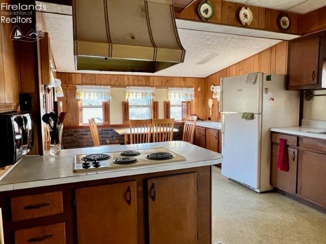 Kelleys Island, Ohio 43438, United States, 3 Bedrooms Bedrooms, ,2 BathroomsBathrooms,Residential,Pending,68105