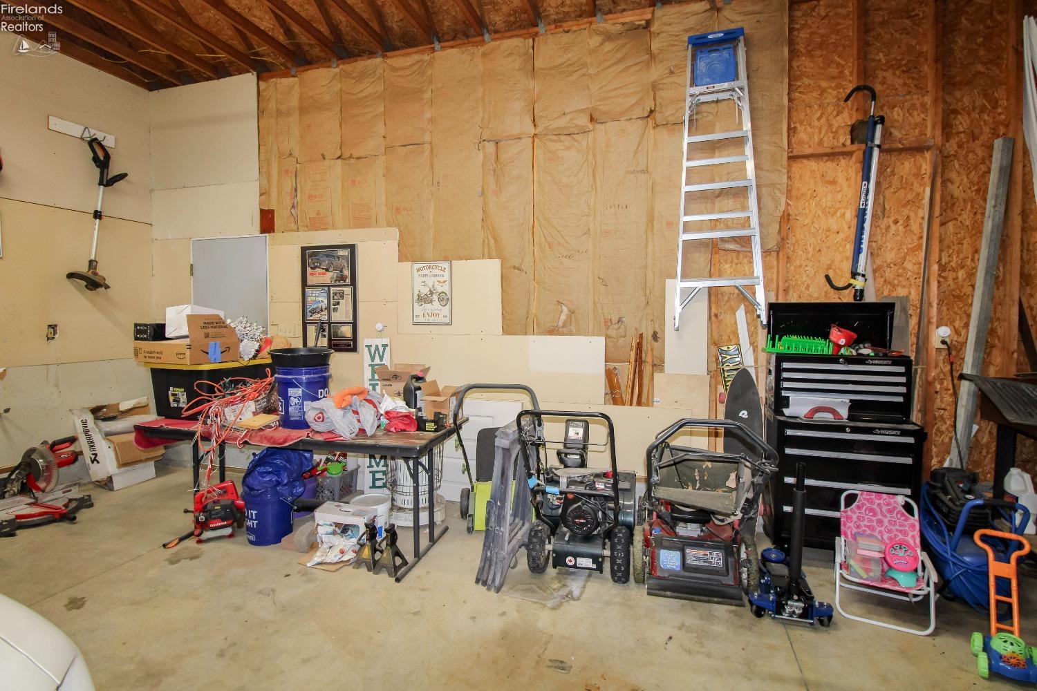 Sandusky, Ohio 44870, United States, 3 Bedrooms Bedrooms, ,3 BathroomsBathrooms,Residential,Coming Soon,97998