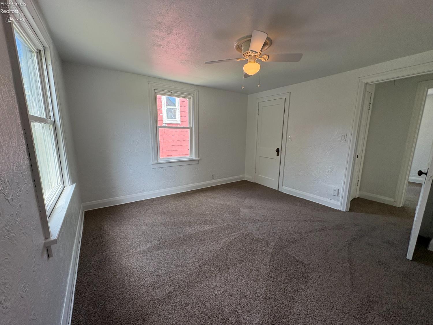 427 N Clover Street, Fremont, Ohio image 18