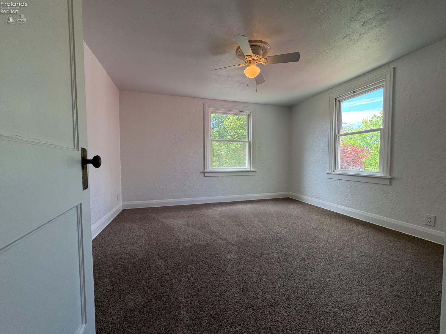 427 N Clover Street, Fremont, Ohio image 17