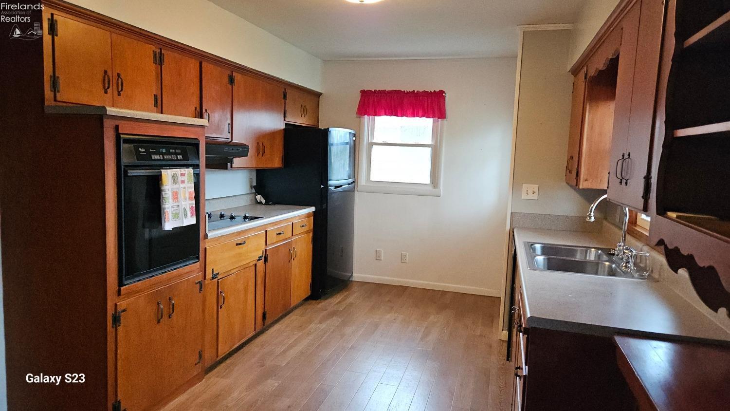 1313 E 4th Street, Marblehead, Texas image 7