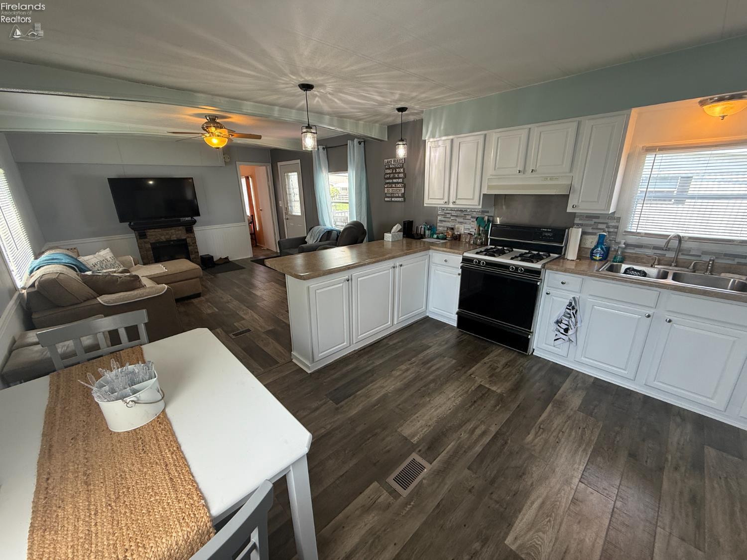 219 Rathbun Drive, Marblehead, Texas image 13