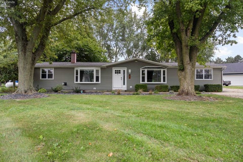 Homes For Sale - 5708 Mccartney Road<br/> Sandusky, OH 44870