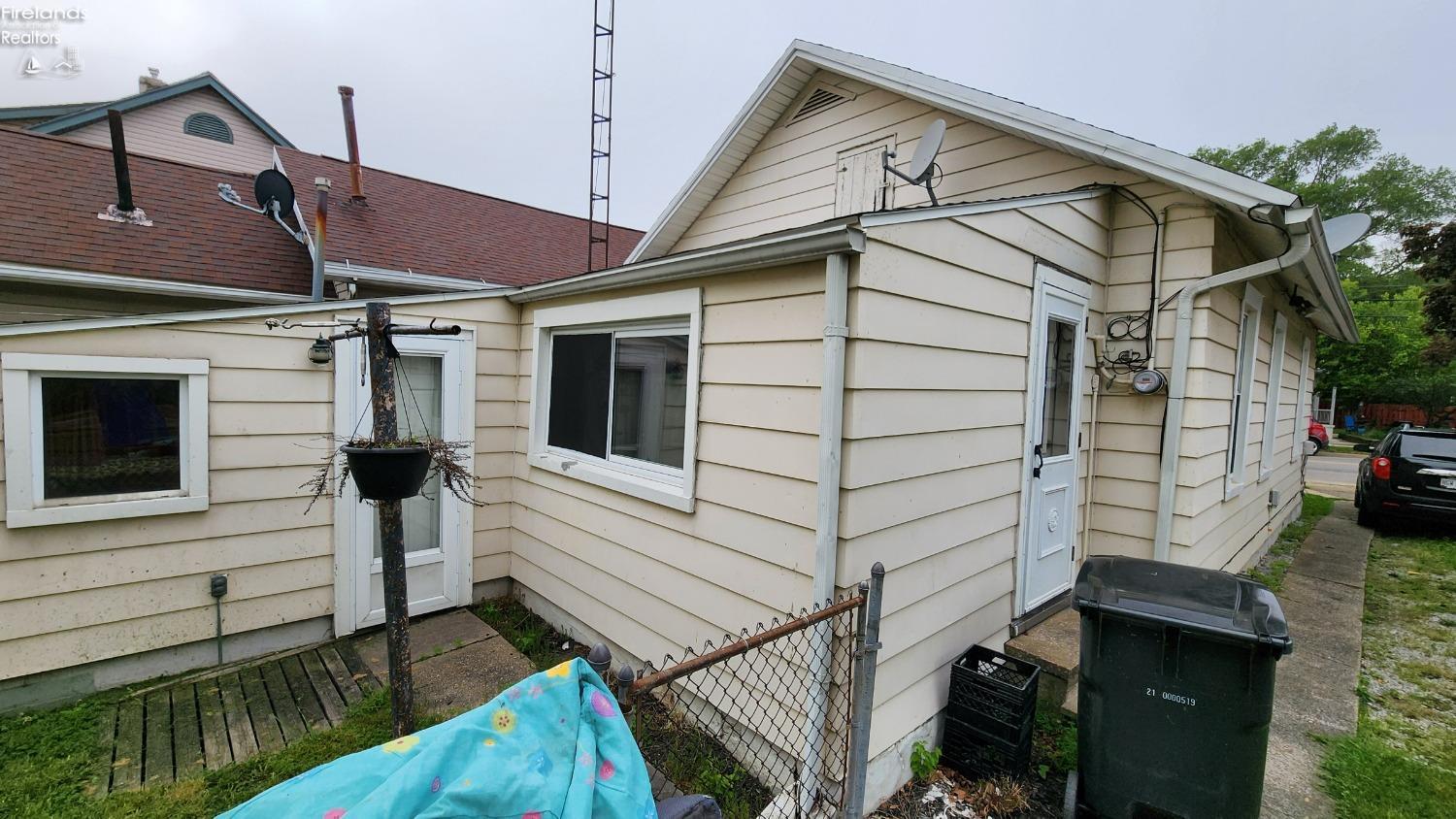 Sandusky, Ohio 44870, United States, 2 Bedrooms Bedrooms, ,1 BathroomBathrooms,Residential,Contingent,16569