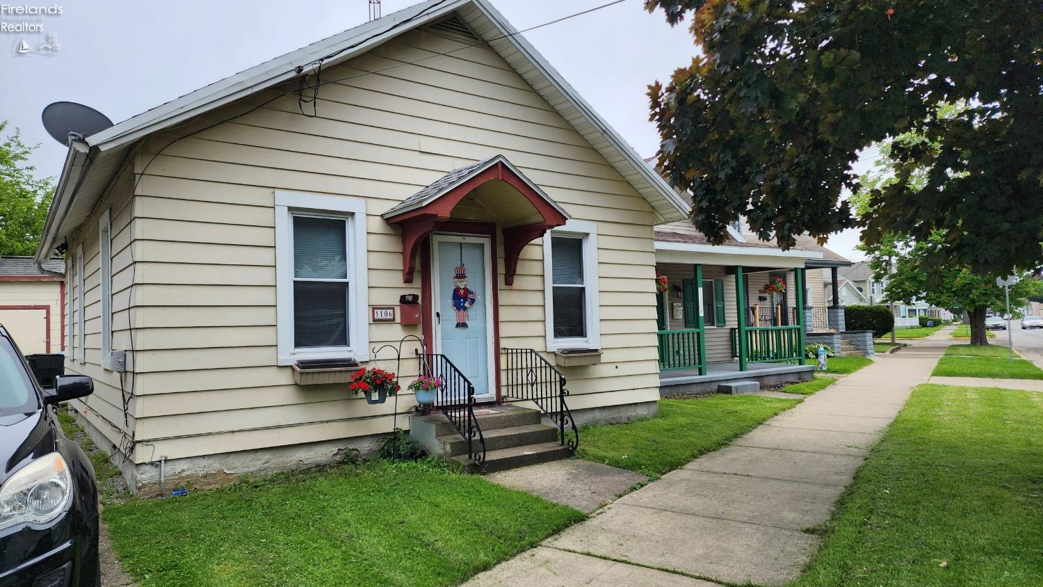 Sandusky, Ohio 44870, United States, 2 Bedrooms Bedrooms, ,1 BathroomBathrooms,Residential,Contingent,16569