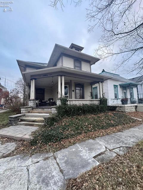 Homes For Sale - 122 Washington Street<br/> Ottawa County, Port Clinton, OH 43452