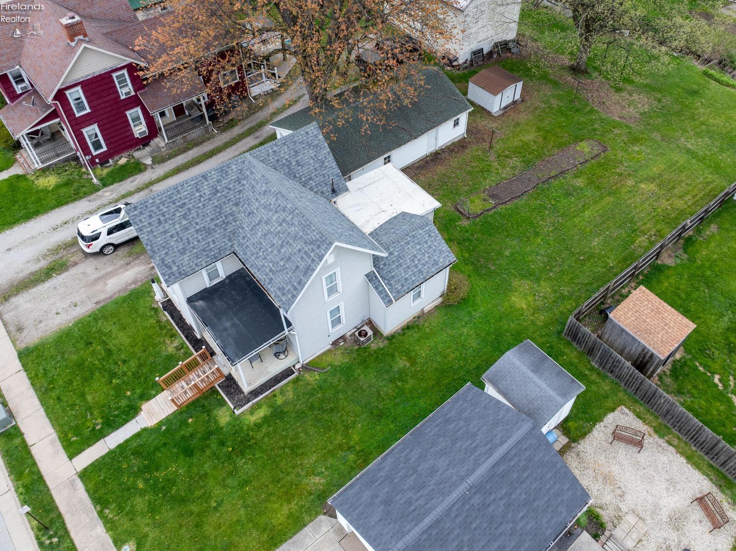 113 W Grant St St, Clyde, Ohio image 2