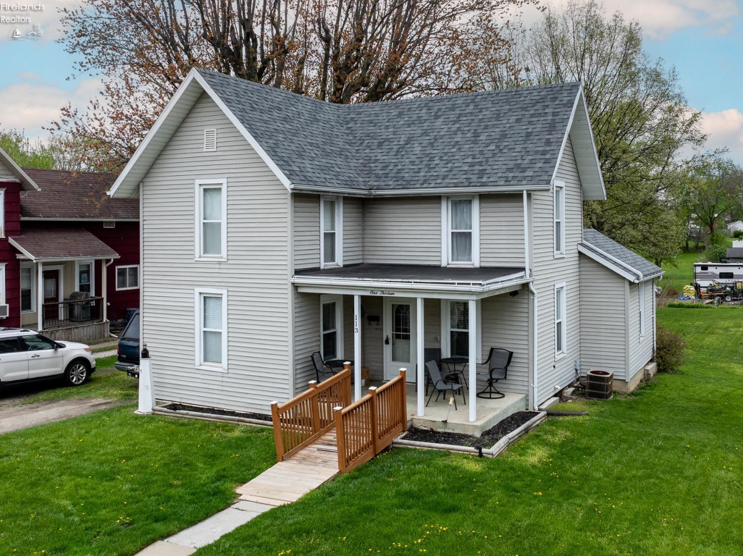 113 W Grant St St, Clyde, Ohio image 1