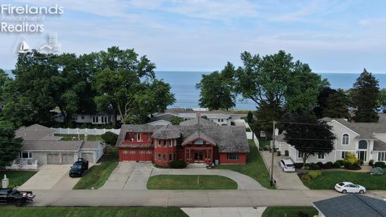 Sandusky, Ohio 44870, United States, 4 Bedrooms Bedrooms, ,5 BathroomsBathrooms,Residential,Coming Soon,166274