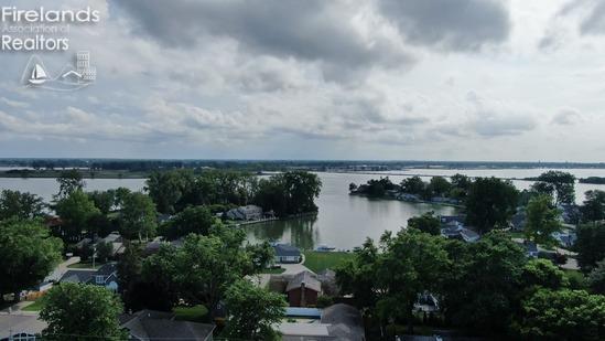 Sandusky, Ohio 44870, United States, 4 Bedrooms Bedrooms, ,5 BathroomsBathrooms,Residential,Coming Soon,166274