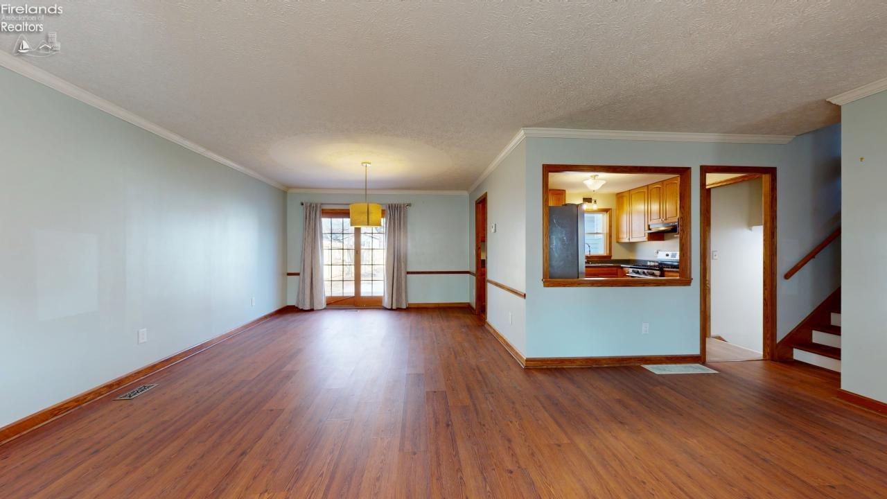 49 W Crestwood Drive, Willard, Ohio image 17