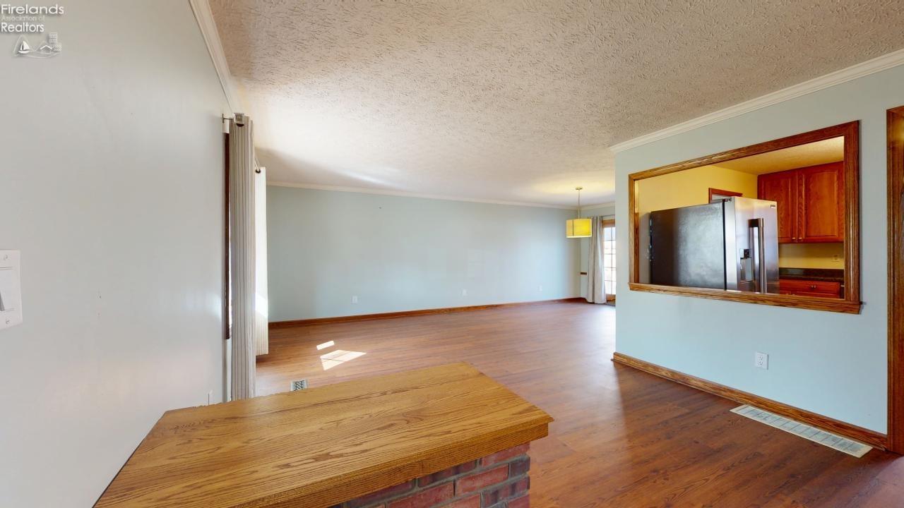 49 W Crestwood Drive, Willard, Ohio image 19