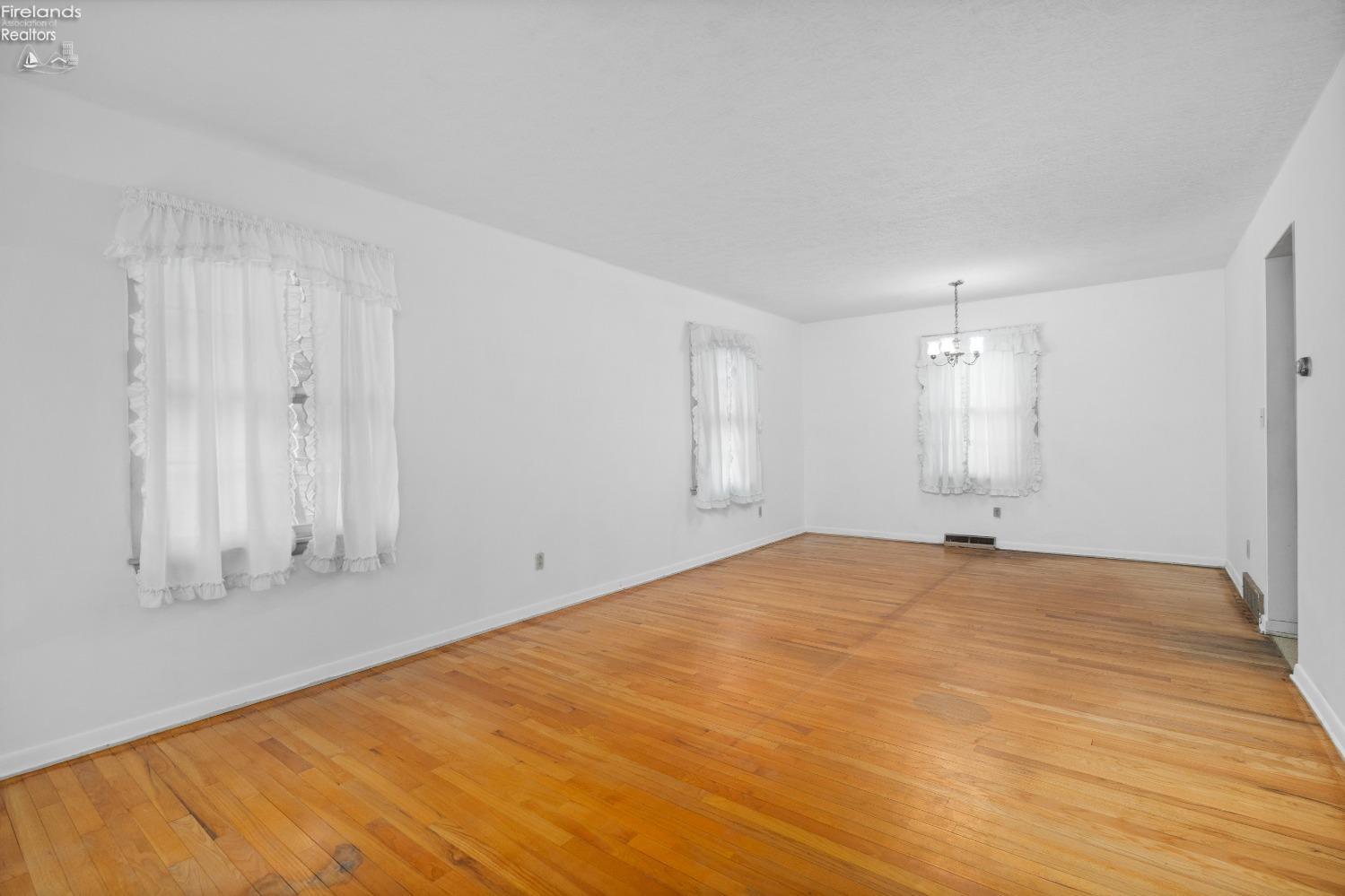 5524 Hartford Avenue, Vermilion, Texas image 3