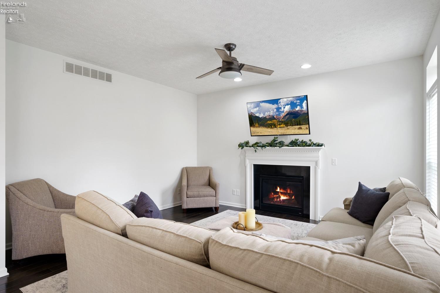 5555 E Bay Pointe Circle, Port Clinton, New Mexico image 11