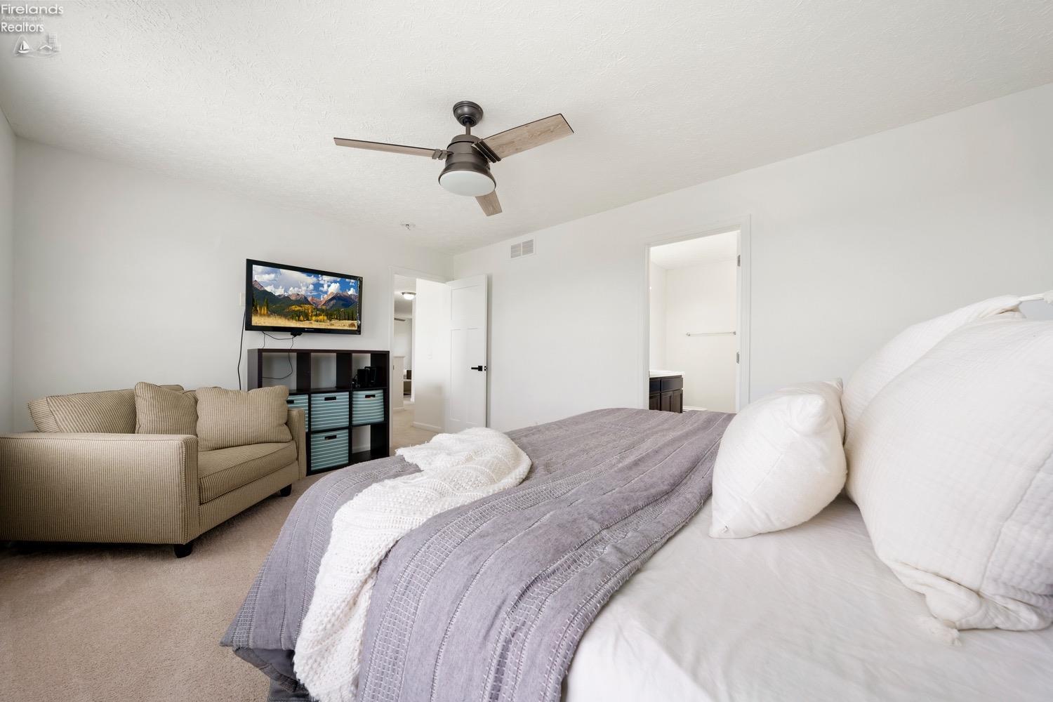 5555 E Bay Pointe Circle, Port Clinton, New Mexico image 33