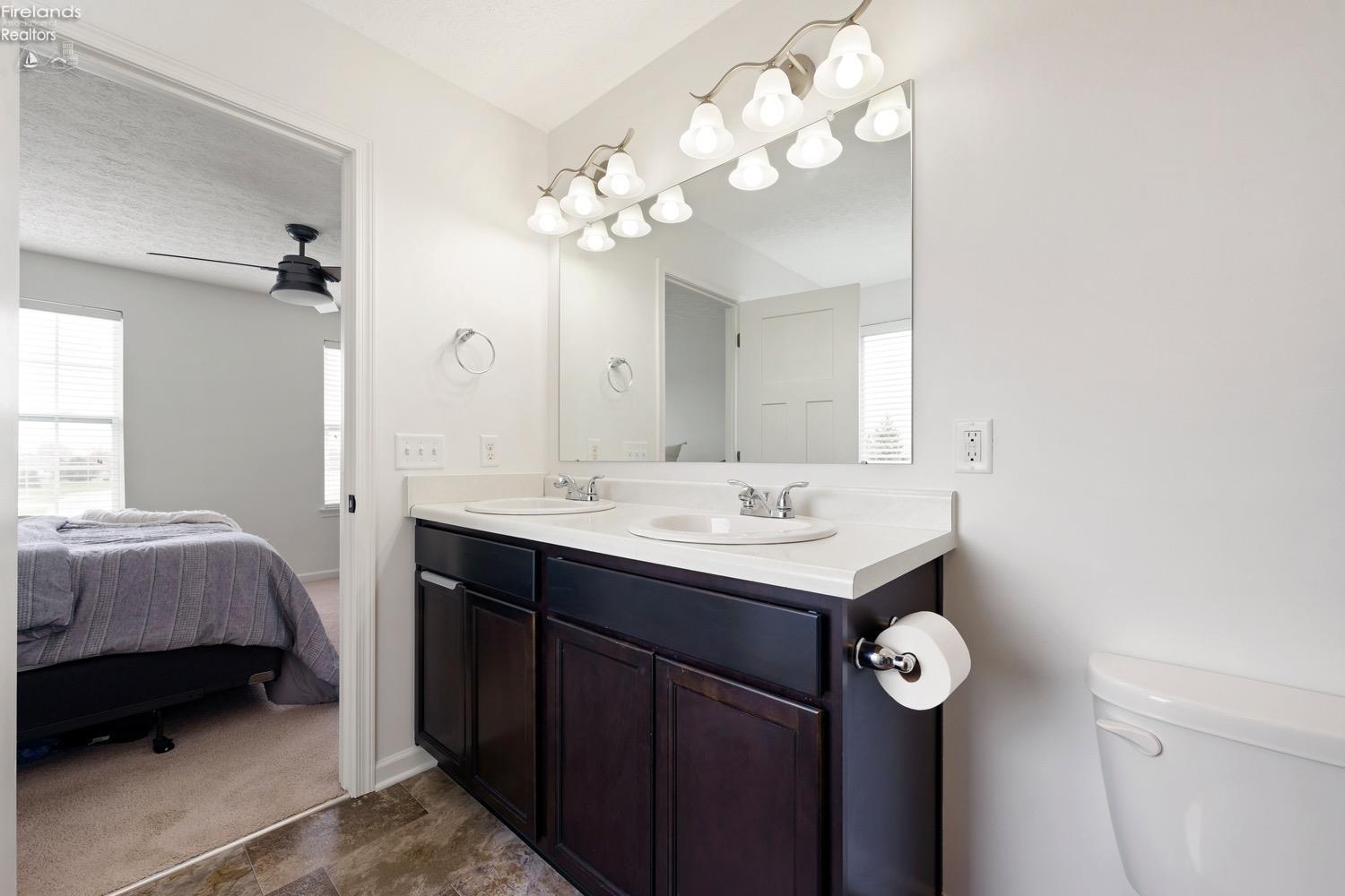 5555 E Bay Pointe Circle, Port Clinton, New Mexico image 28
