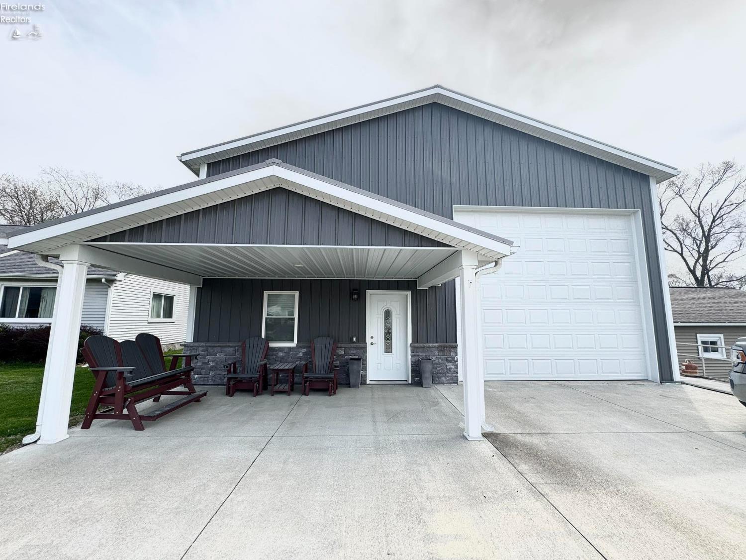 1915 S Bayview Drive, Marblehead, Ohio image 1