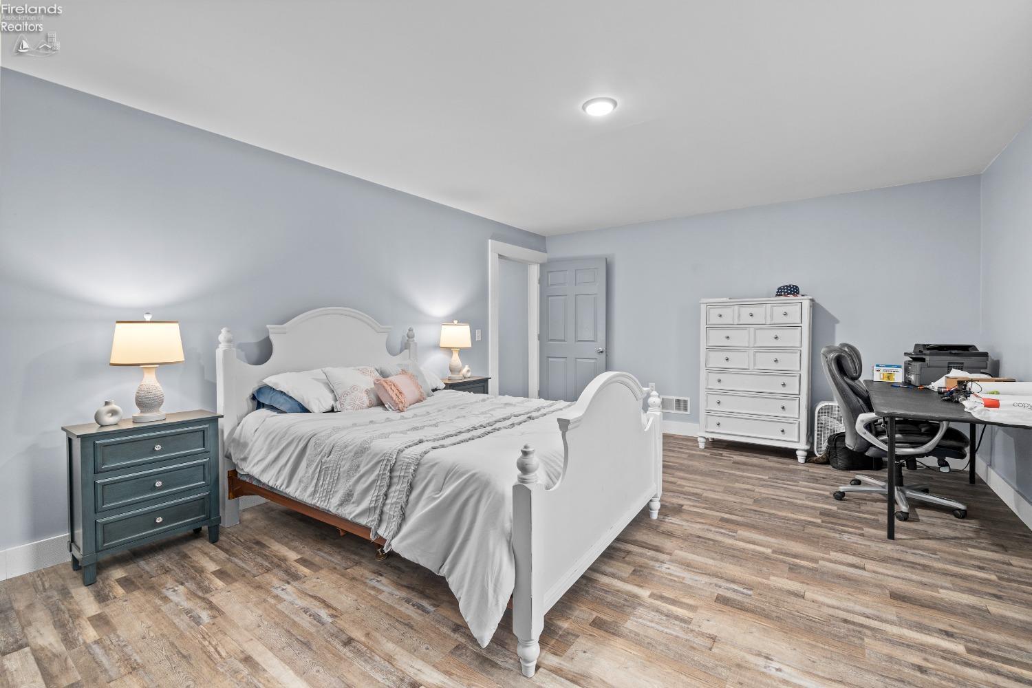 1915 S Bayview Drive, Marblehead, Ohio image 18