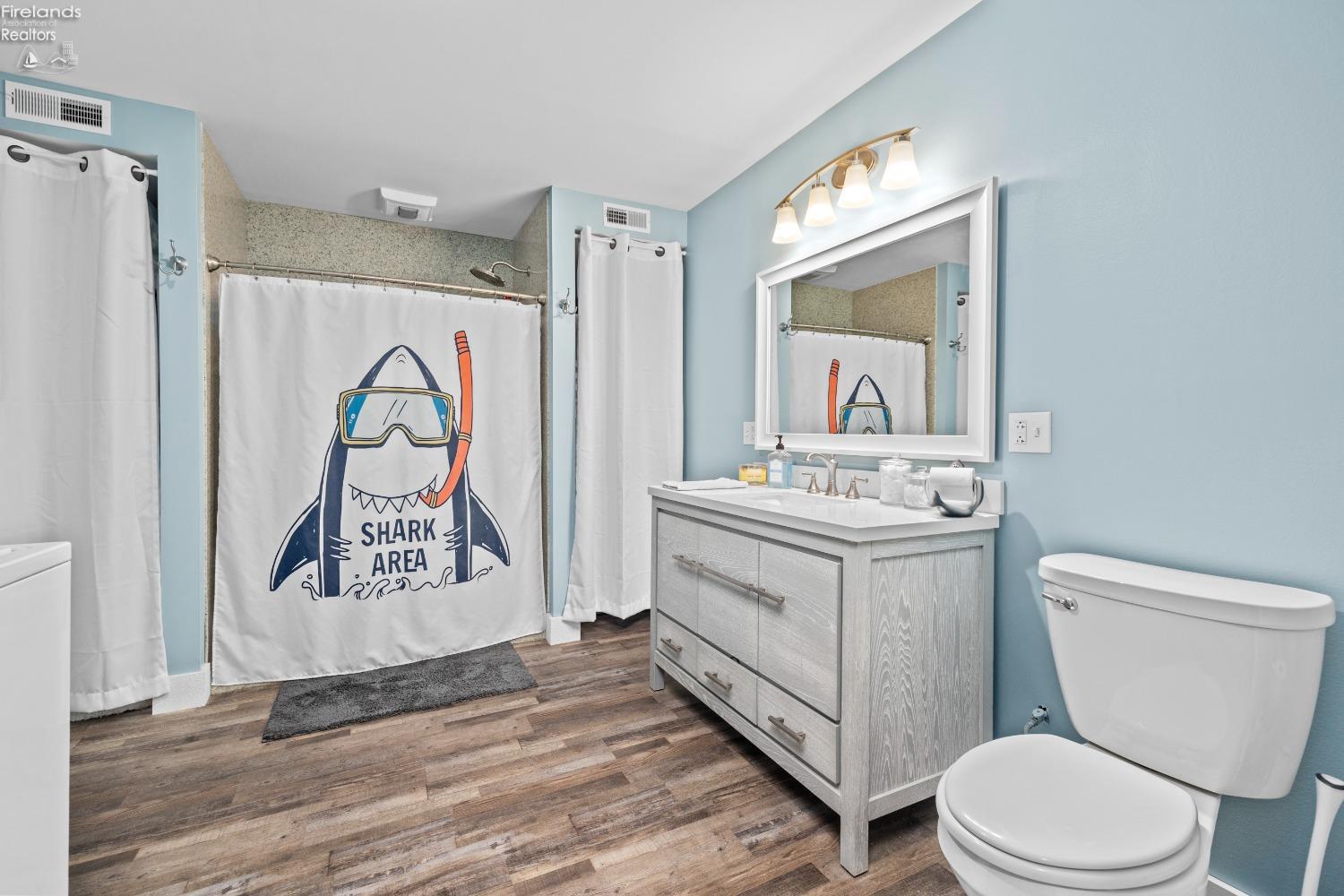 1915 S Bayview Drive, Marblehead, Ohio image 13