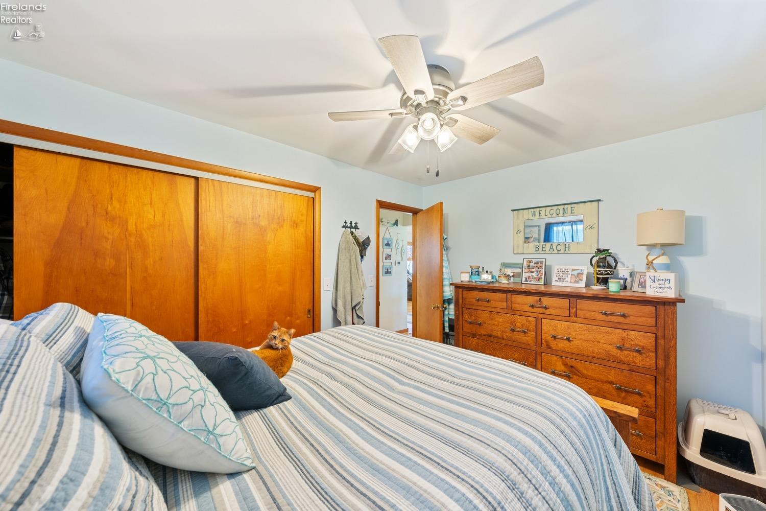 5516 E Foxhaven Drive, Port Clinton, Texas image 27