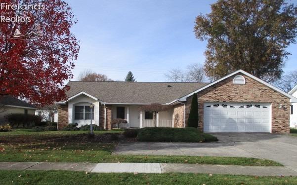 918 W Maplewood Street, Willard, Ohio image 1