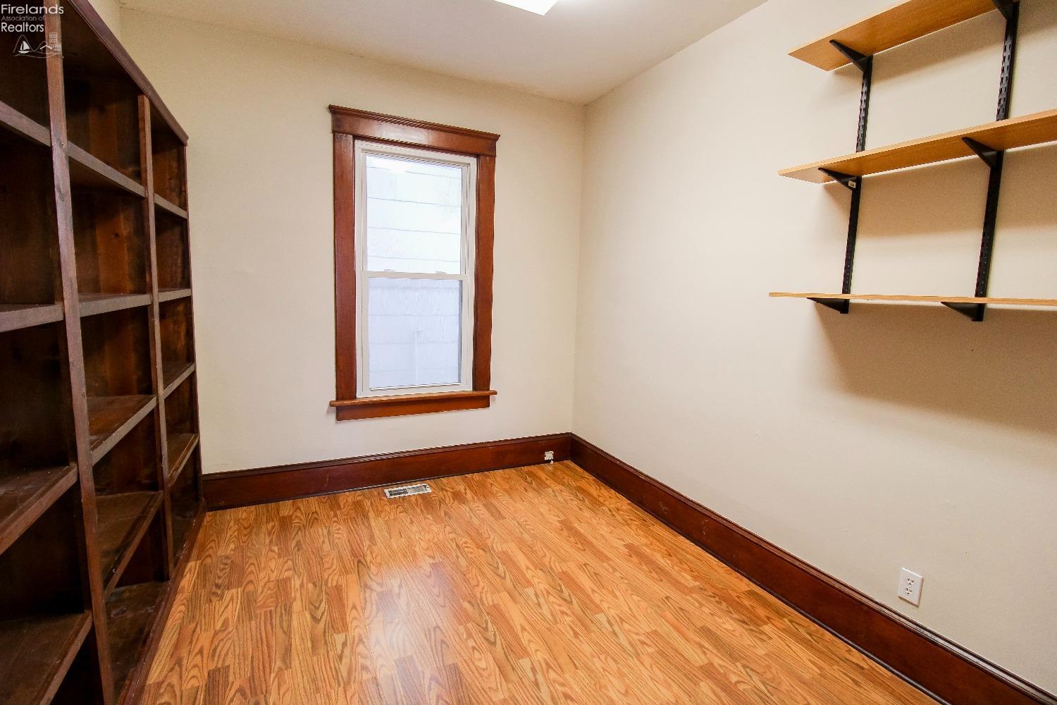 Sandusky, Ohio 44870, United States, 4 Bedrooms Bedrooms, ,2 BathroomsBathrooms,Residential,Active,4364