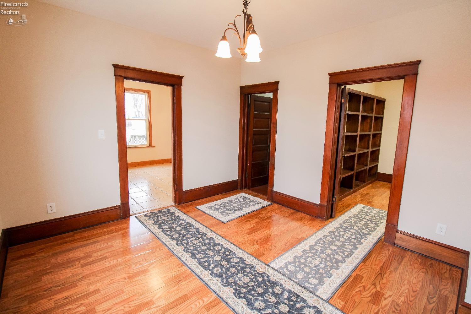 Sandusky, Ohio 44870, United States, 4 Bedrooms Bedrooms, ,2 BathroomsBathrooms,Residential,Active,4364