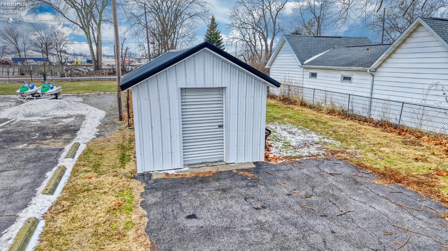 Sandusky, Ohio 44870, United States, 4 Bedrooms Bedrooms, ,2 BathroomsBathrooms,Residential,Active,4364